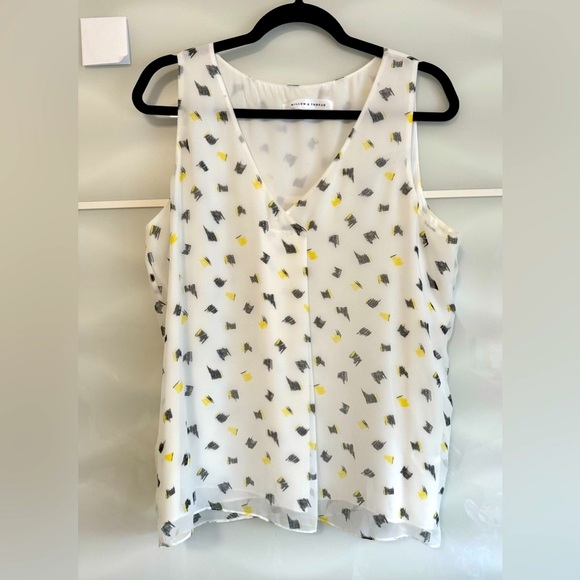 willow & thread Tops - 🛍️ Willow & Thread Sleeveless blouse v neck gray yellow pattern abstract L FLAW